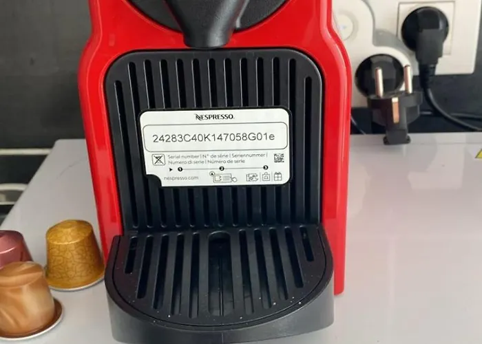 Plaza One-bedroom With Ac Dom wakacyjny *