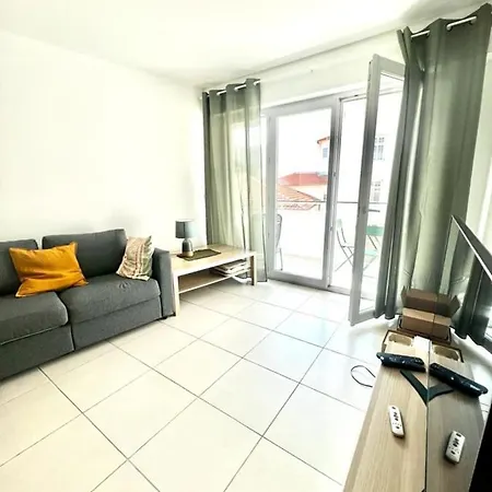 Plaza One Bedroom With Ac Antibes