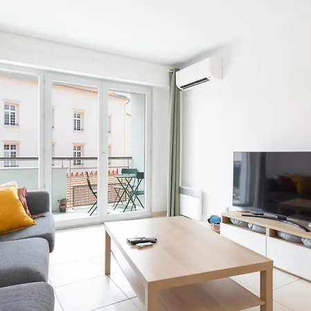度假居 Plaza One Bedroom With Ac *