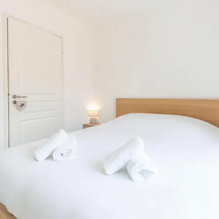 Tatil Evi Plaza One-bedroom With Ac *